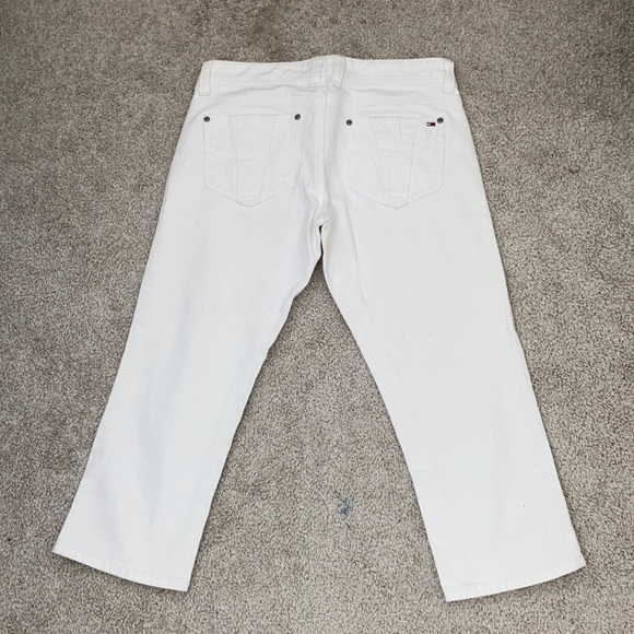 Tommy Hilfiger White Jeans | Size 6 - Picture 10 of 11